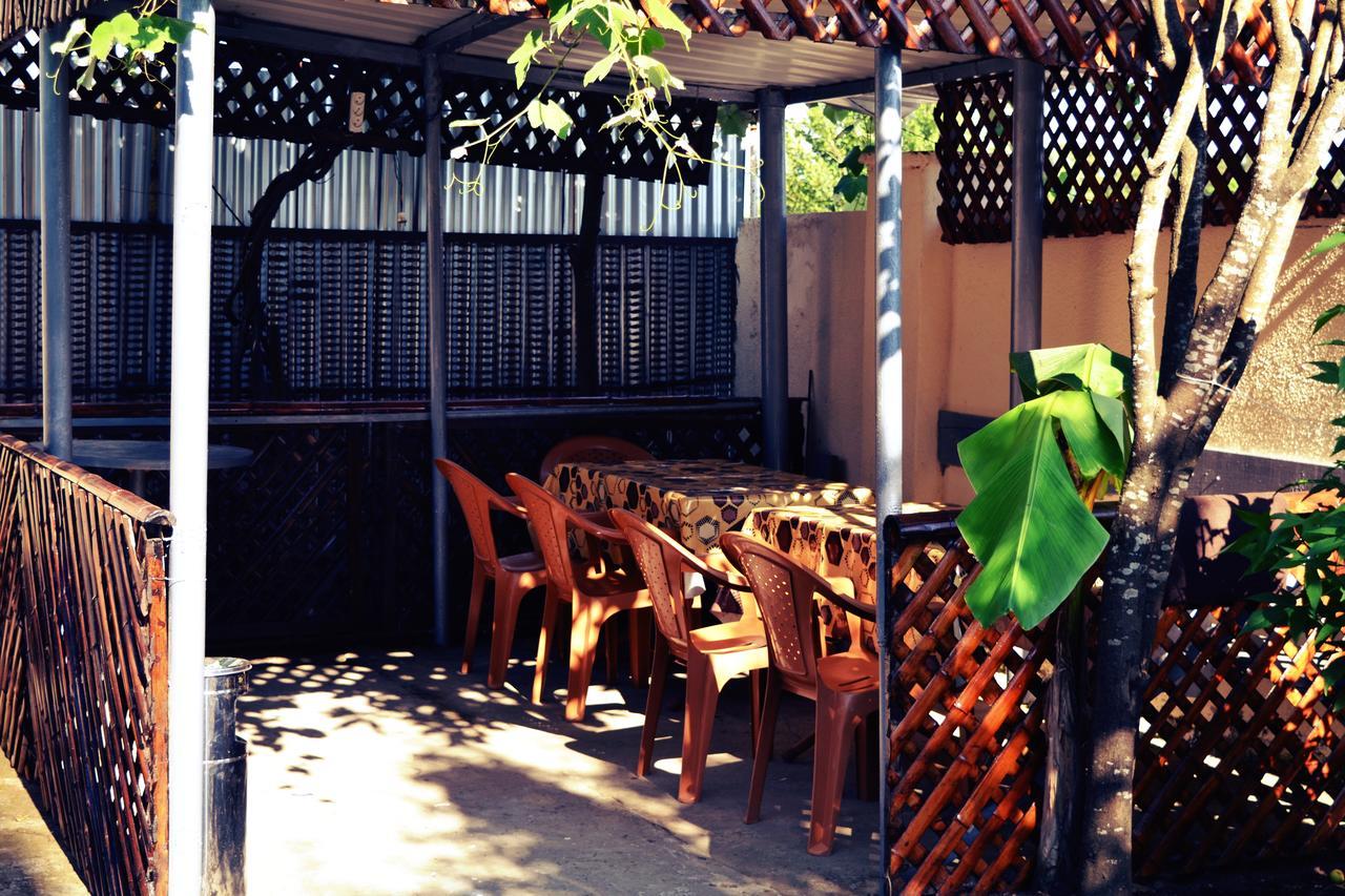 Saba Guest House Ureki Exterior foto